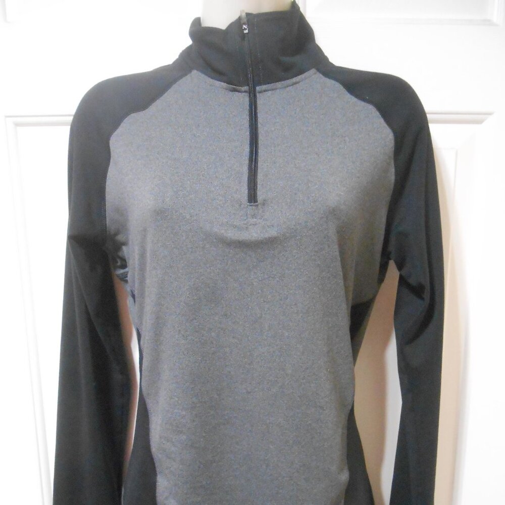 CUTE WOMEN'S SIZE 8R CHAMPION LS ACTIVEWEAR DUO DRY FIT TOP BLACK & GRAY NICE 👩